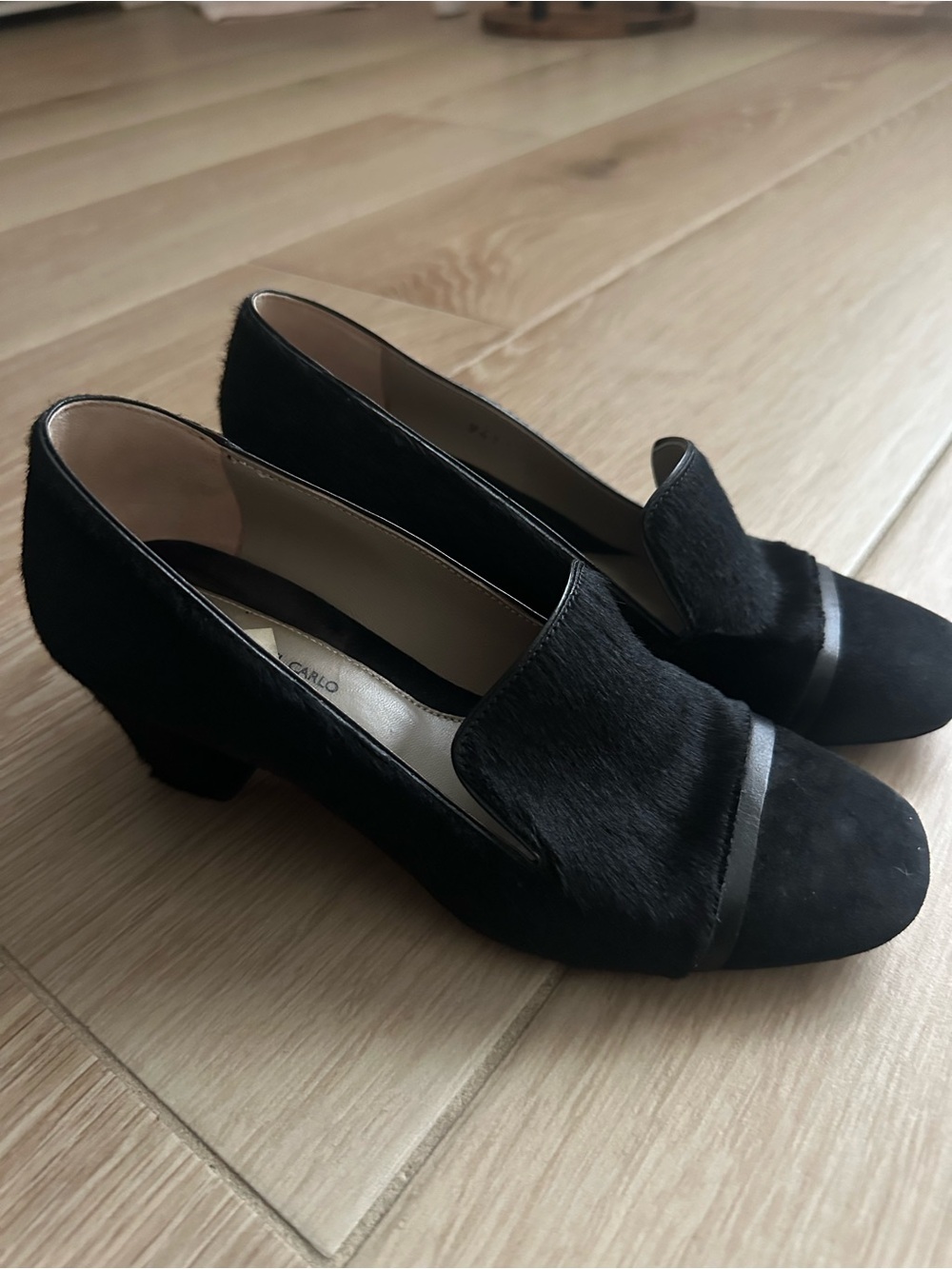 Vero Cuoio Black Suede & Haircalf Loafers